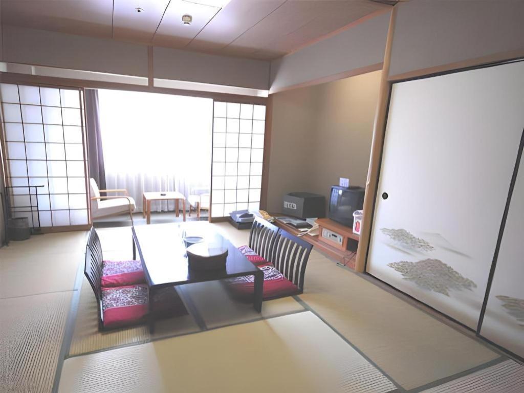 ทาเทะยามะ โกกุไซ โฮเทล Hotel โทยามะ ภายนอก รูปภาพ